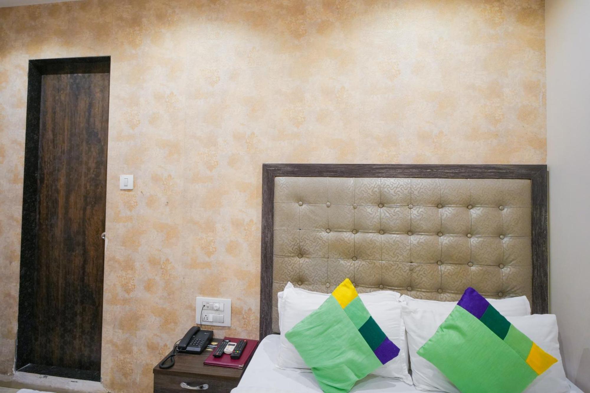 Hotel Skylink Hospitality Mahalaxmi Βομβάη Εξωτερικό φωτογραφία