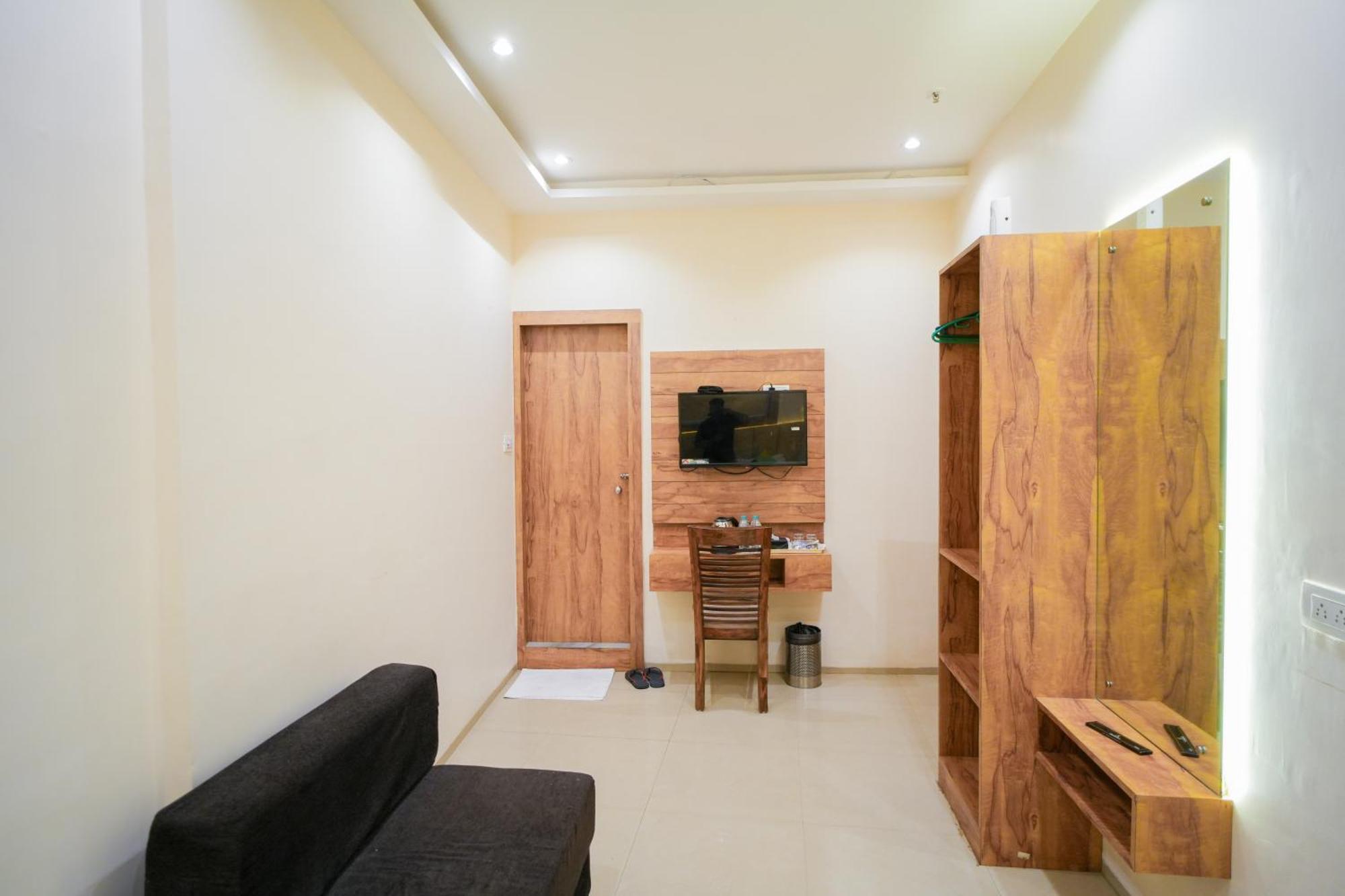 Hotel Skylink Hospitality Mahalaxmi Βομβάη Εξωτερικό φωτογραφία