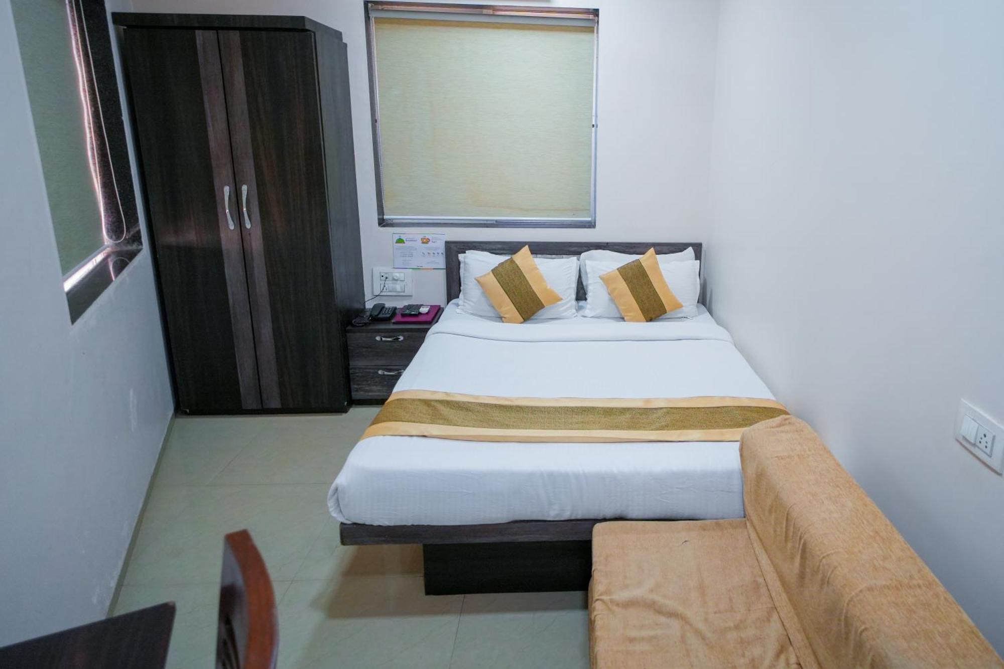 Hotel Skylink Hospitality Mahalaxmi Βομβάη Εξωτερικό φωτογραφία
